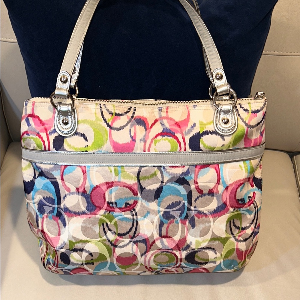 Coach Poppy Ikat Signature C Glam Tote - Picture 7 of 17